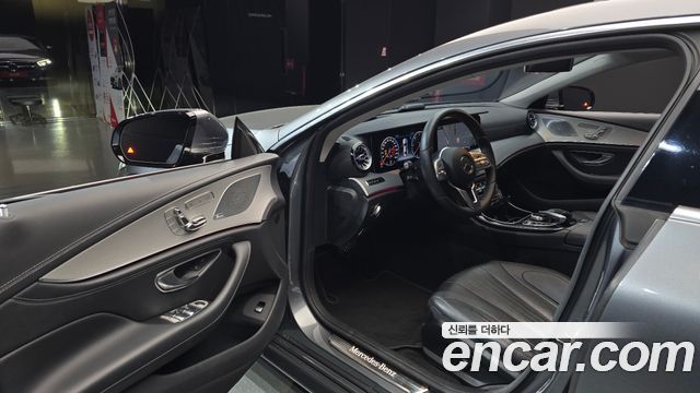 Mercedes-Benz CLS-Class 2019 — photo 13