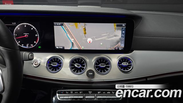 Mercedes-Benz CLS-Class 2019 — photo 19
