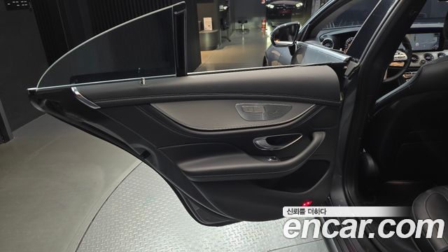 Mercedes-Benz CLS-Class 2019 — photo 15