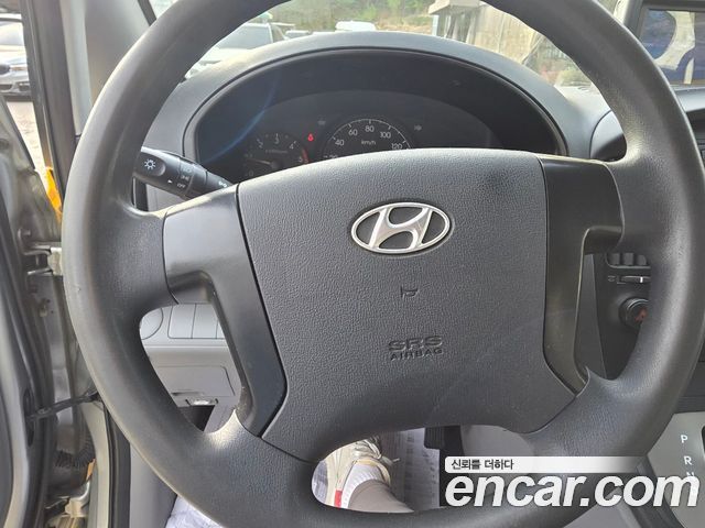 Hyundai Starex 2015 — photo 7