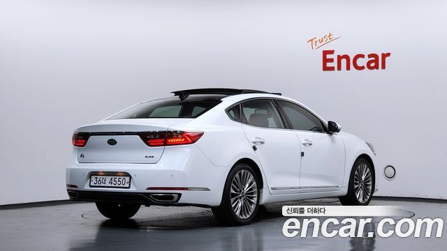 Kia K7 2018 — photo 2