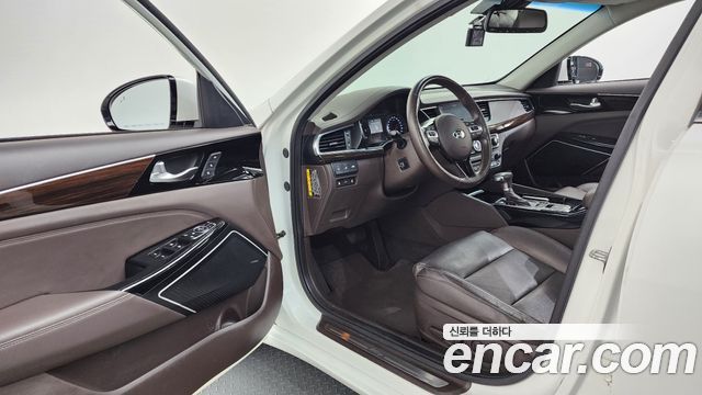 Kia K7 2018 — photo 13