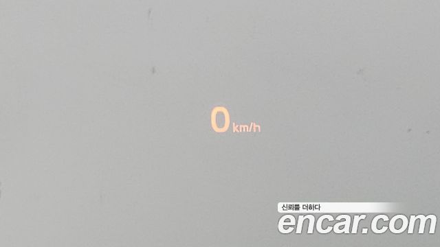 Kia K7 2018 — photo 22