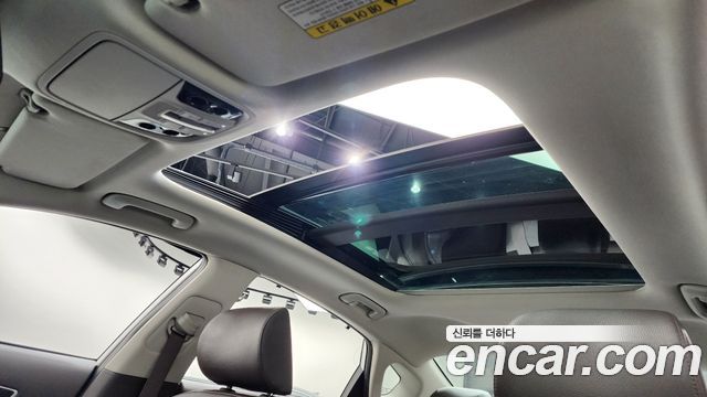 Kia K7 2018 — photo 23