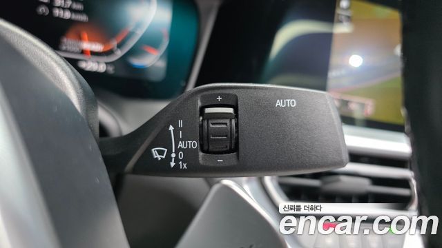 BMW 4-Series 2022 — photo 26