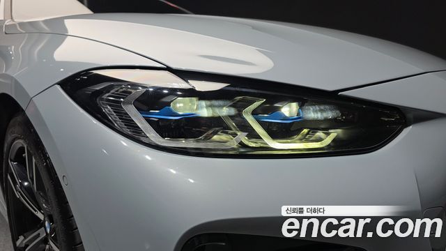 BMW 4-Series 2022 — photo 8