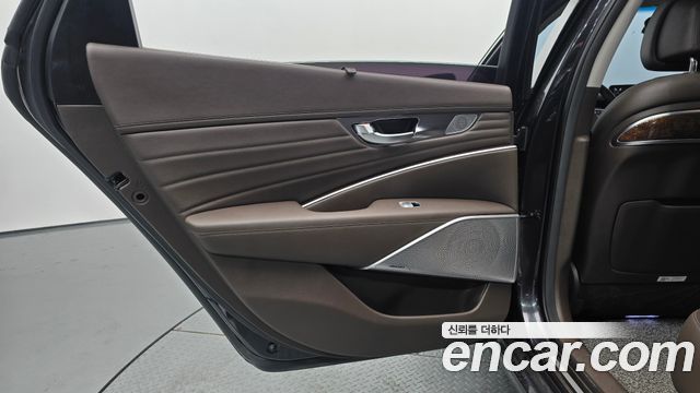 Kia K9 2019 — photo 15