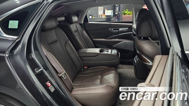 Kia K9 2019 — photo 16
