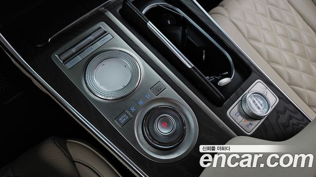 Genesis GV80 2021 — photo 12