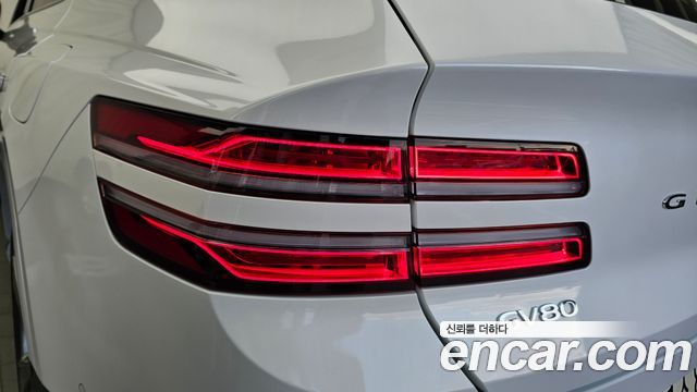 Genesis GV80 2021 — photo 9