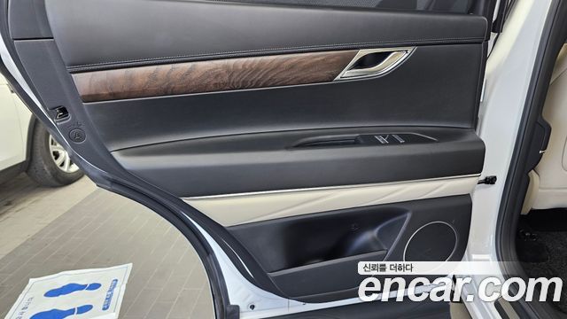 Genesis GV80 2021 — photo 15