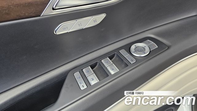 Genesis GV80 2021 — photo 29