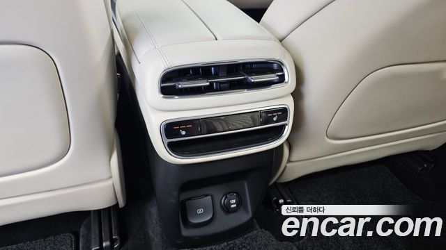 Genesis GV80 2021 — photo 31