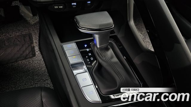 Hyundai AVANTE 2026 — photo 12