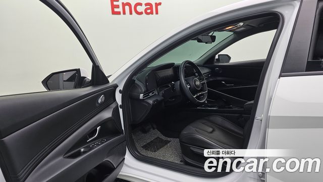 Hyundai AVANTE 2026 — photo 13