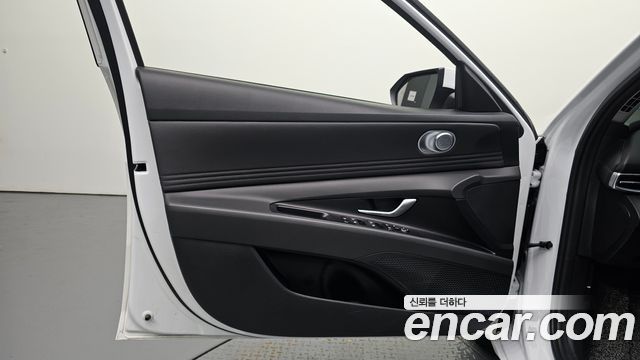 Hyundai AVANTE 2026 — photo 14