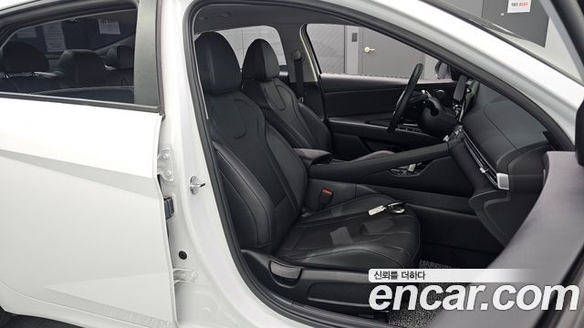 Hyundai AVANTE 2026 — photo 16