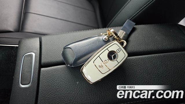Mercedes-Benz A-Class 2021 — photo 22