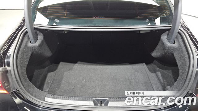 Mercedes-Benz A-Class 2021 — photo 23