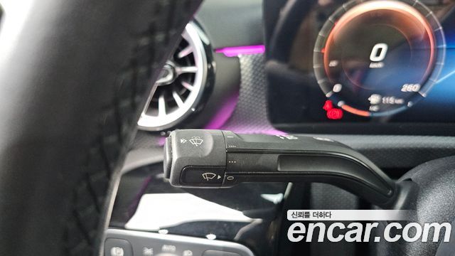 Mercedes-Benz A-Class 2021 — photo 26