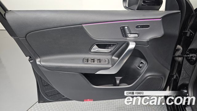 Mercedes-Benz A-Class 2021 — photo 14