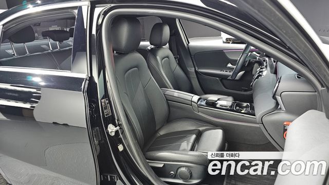 Mercedes-Benz A-Class 2021 — photo 16