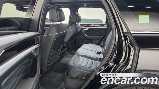 Volkswagen Touareg 2026 — photo 17