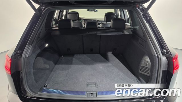 Volkswagen Touareg 2026 — photo 24