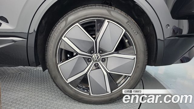Volkswagen Touareg 2026 — photo 7