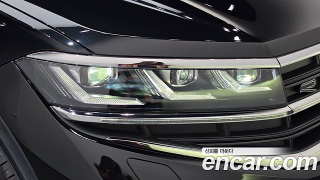 Volkswagen Touareg 2026 — photo 8