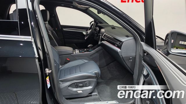 Volkswagen Touareg 2026 — photo 16
