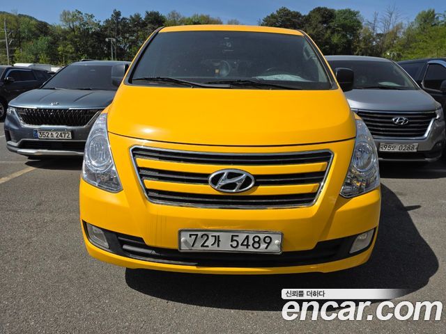 Hyundai Starex 2016 — photo 2