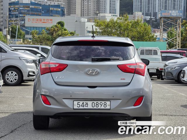 Hyundai i30 2016 — photo 4