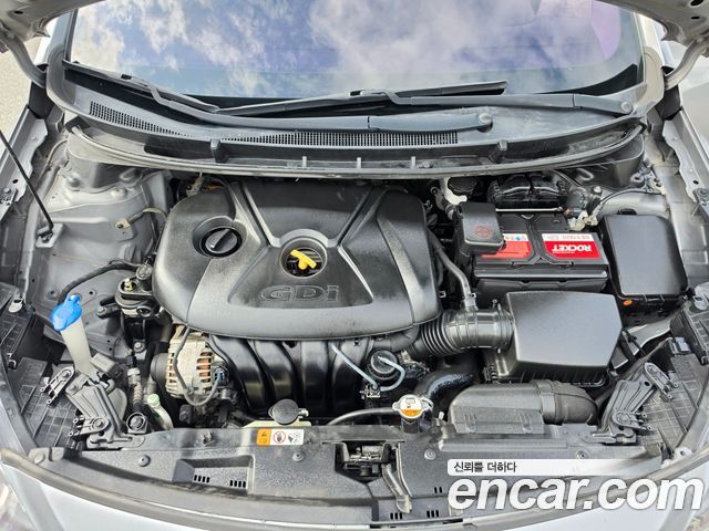 Hyundai i30 2016 — photo 16