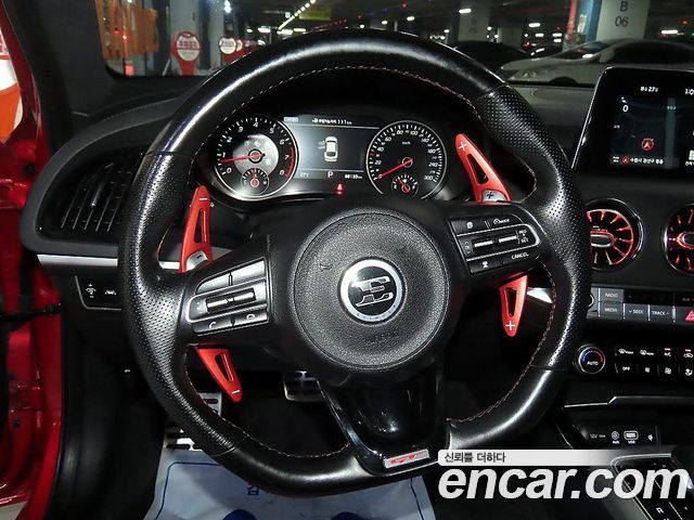 Kia Stinger 2019 — photo 8