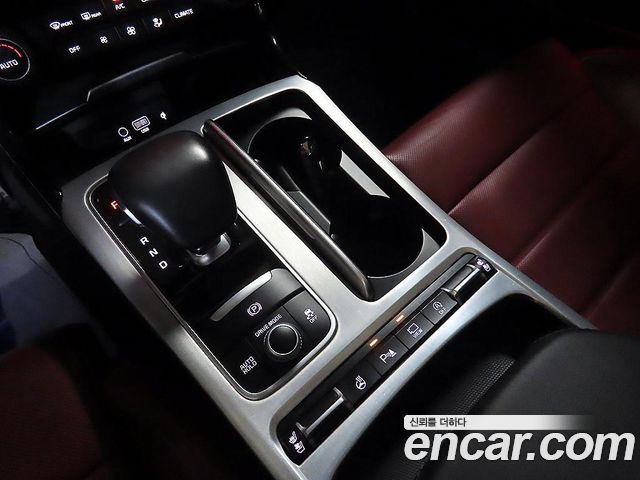 Kia Stinger 2019 — photo 12