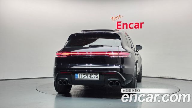 Porsche Macan 2022 — photo 4