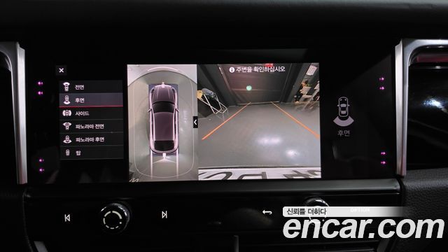 Porsche Macan 2022 — photo 15