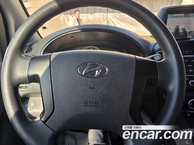 Hyundai Starex 2017 — photo 6