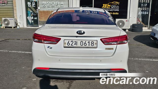 Kia K5 2016 — photo 6