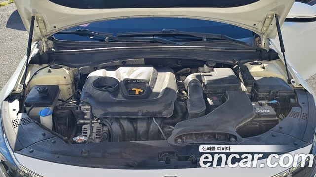 Kia K5 2016 — photo 20