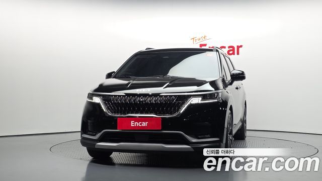 Kia Canival 2023 — photo 3