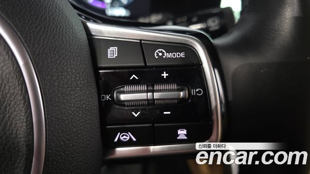 Kia Canival 2023 — photo 23