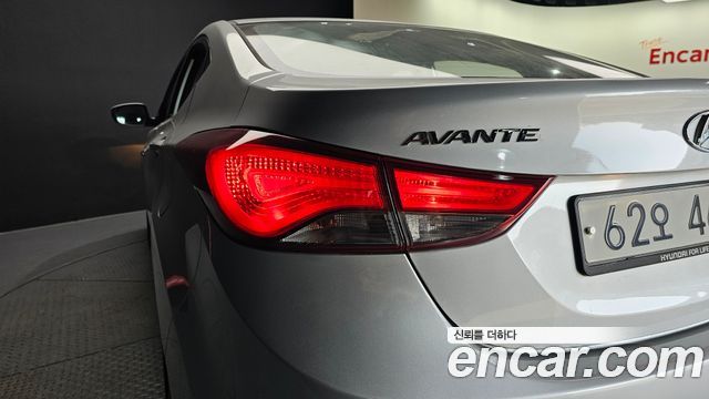 Hyundai AVANTE 2015 — photo 9