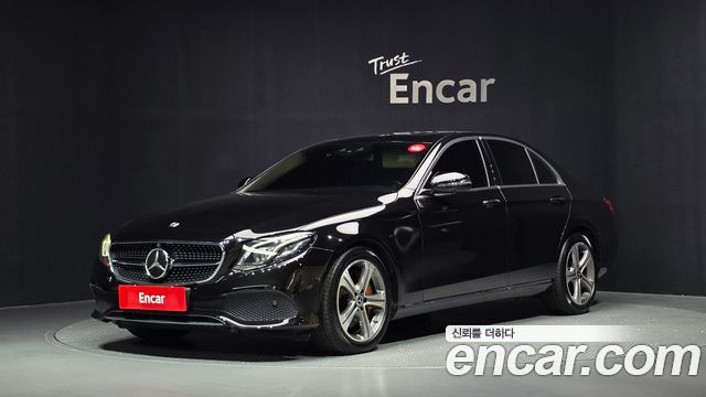 Mercedes-Benz E-Class 2017 — photo 1