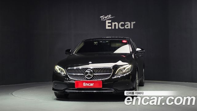Mercedes-Benz E-Class 2017 — photo 3