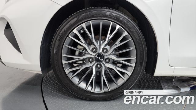 Kia K3 2022 — photo 5