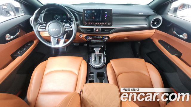 Kia K3 2022 — photo 10