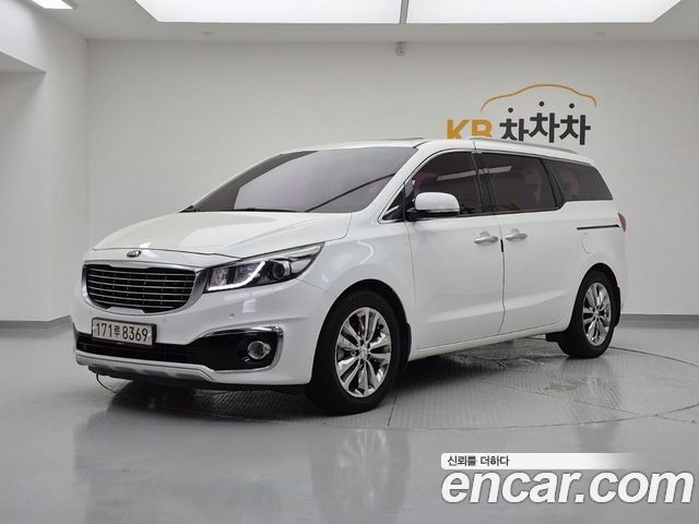 Kia Canival 2018 — photo 1