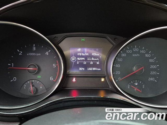 Kia Canival 2018 — photo 8